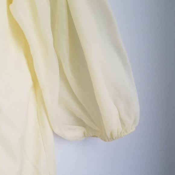 Vintage Gilbreath yellow nightgown long cape - Picture 6 of 7